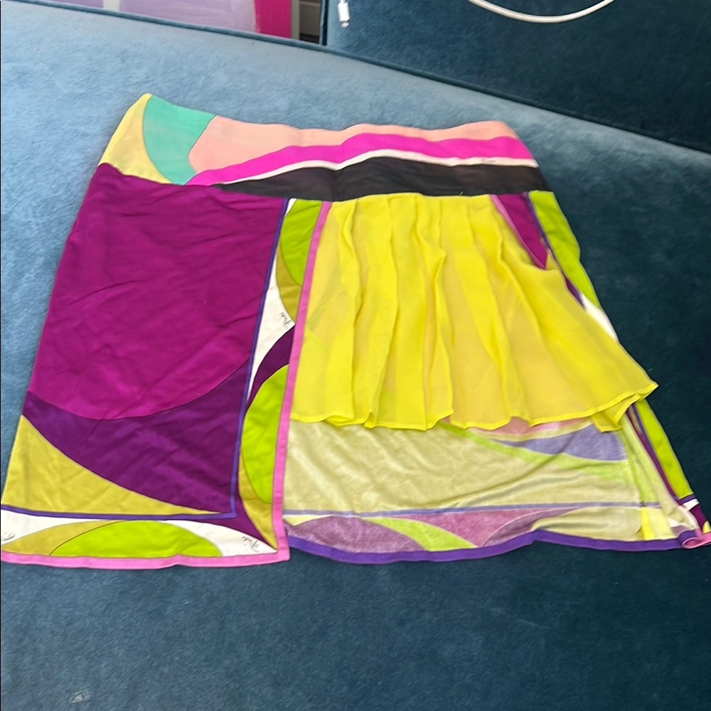 Emilio Pucci Women's cut out mini Skirt size 6